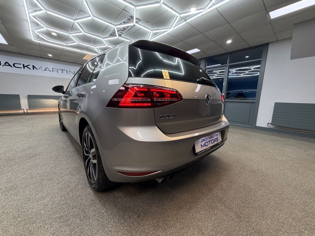 2017 Volkswagen Golf