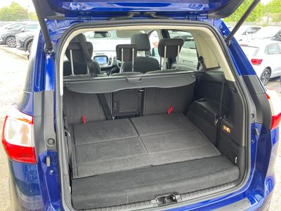 2018 Ford Grand C-Max