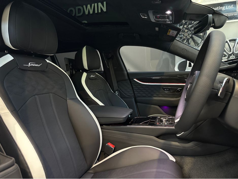 2025 Bentley Flying Spur