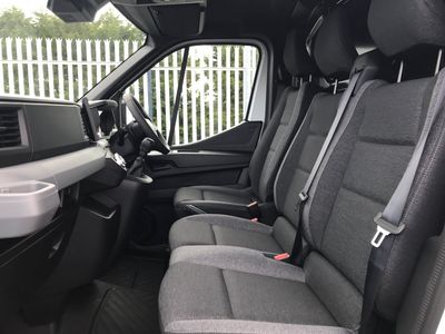 2025 Renault Master