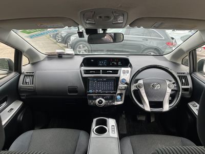 2016 Toyota Prius Alpha