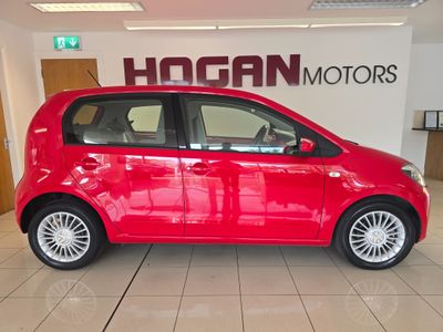 2016 Volkswagen up!