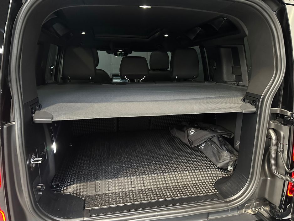 2025 Land Rover Defender