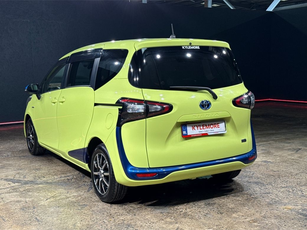 2016 Toyota Sienta