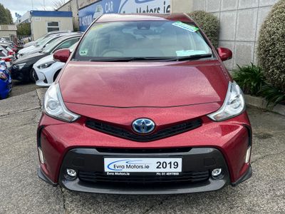 2019 Toyota Prius Alpha