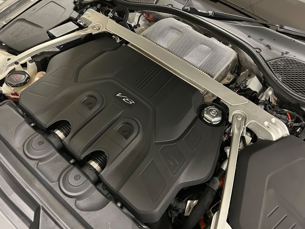 2025 Bentley Flying Spur