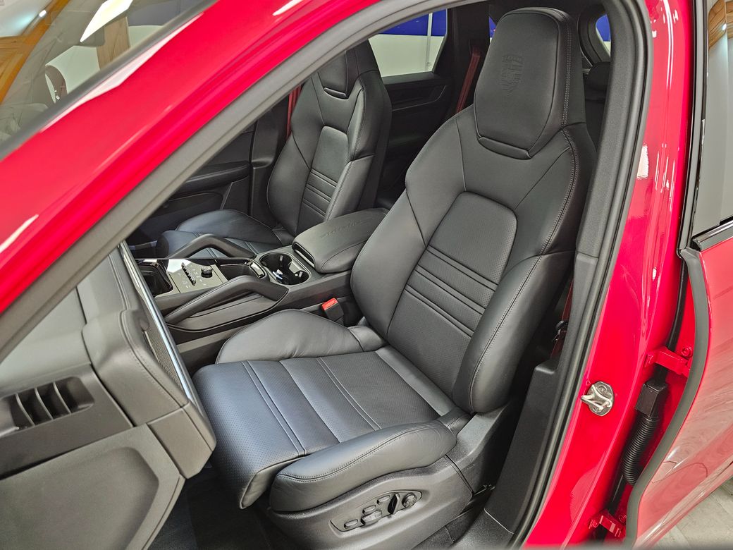 2024 Porsche Cayenne