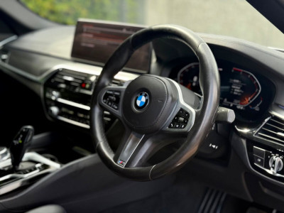 2021 BMW 5 Series