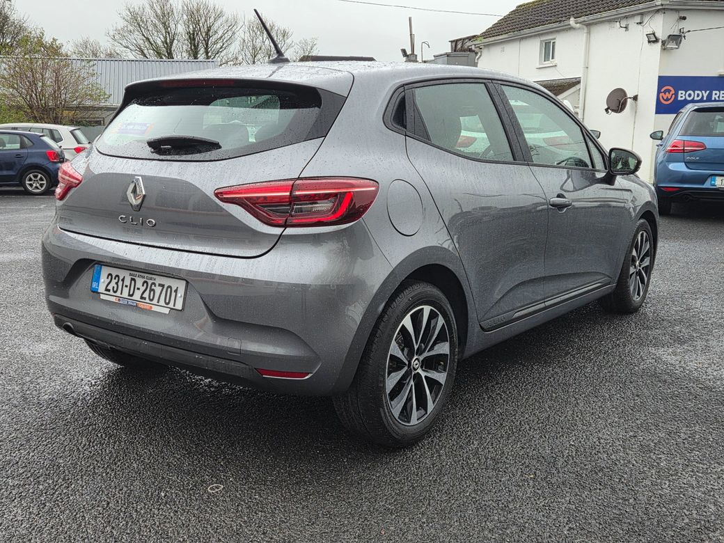 2023 Renault Clio