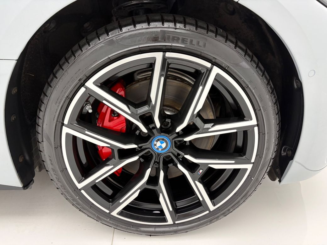 2023 BMW i4
