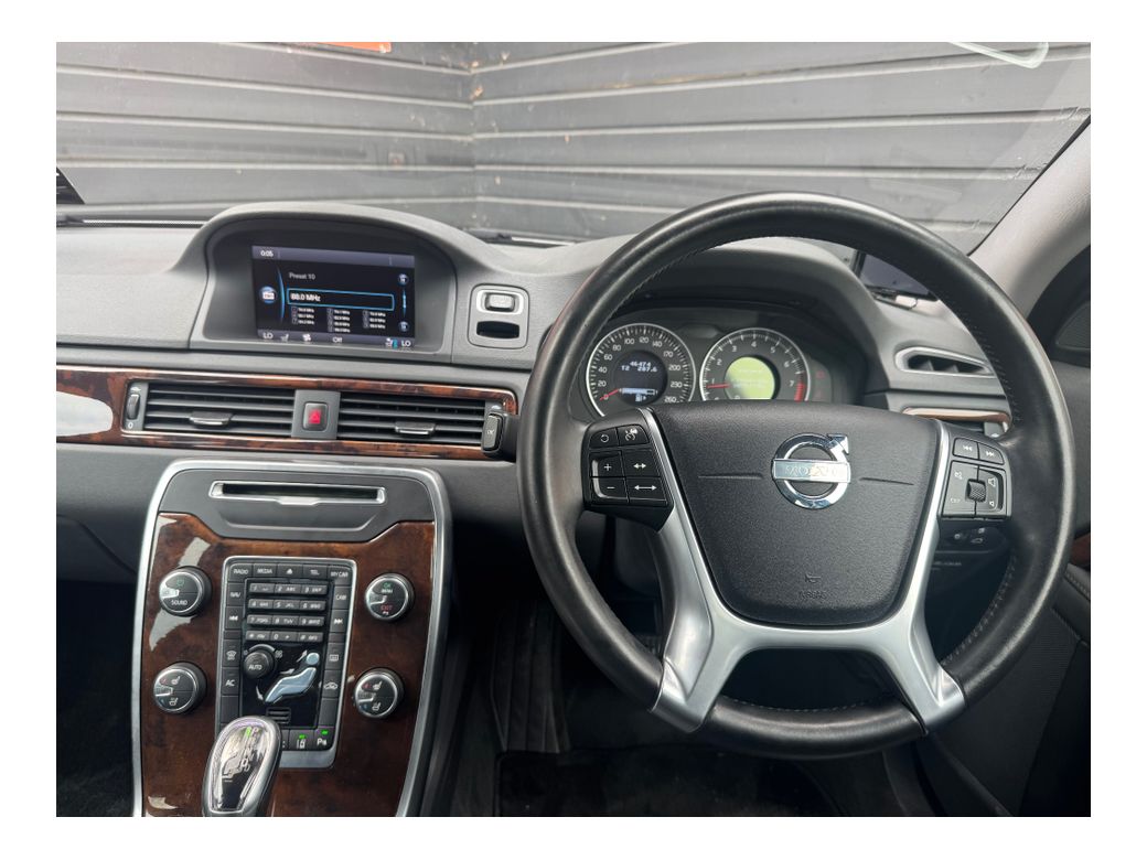 2012 Volvo V70
