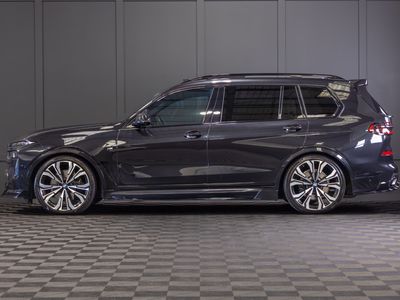 2022 BMW X7