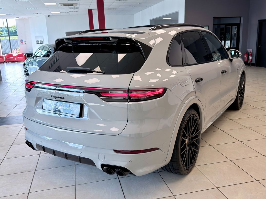 2023 Porsche Cayenne