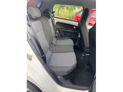 2015 Volkswagen up!