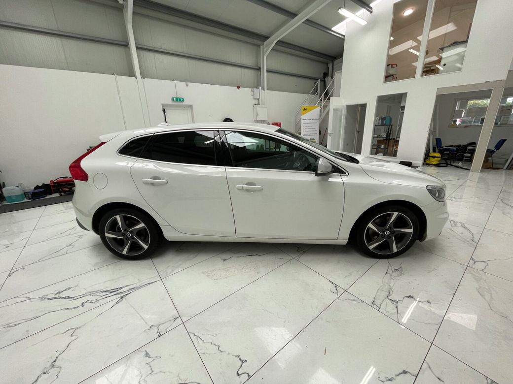 2016 Volvo V40