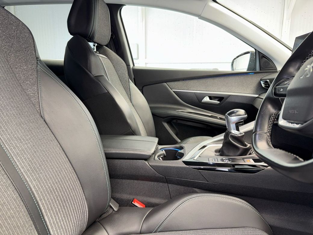 2021 Peugeot 3008