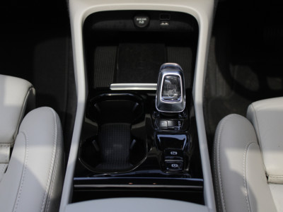 2021 Volvo XC40