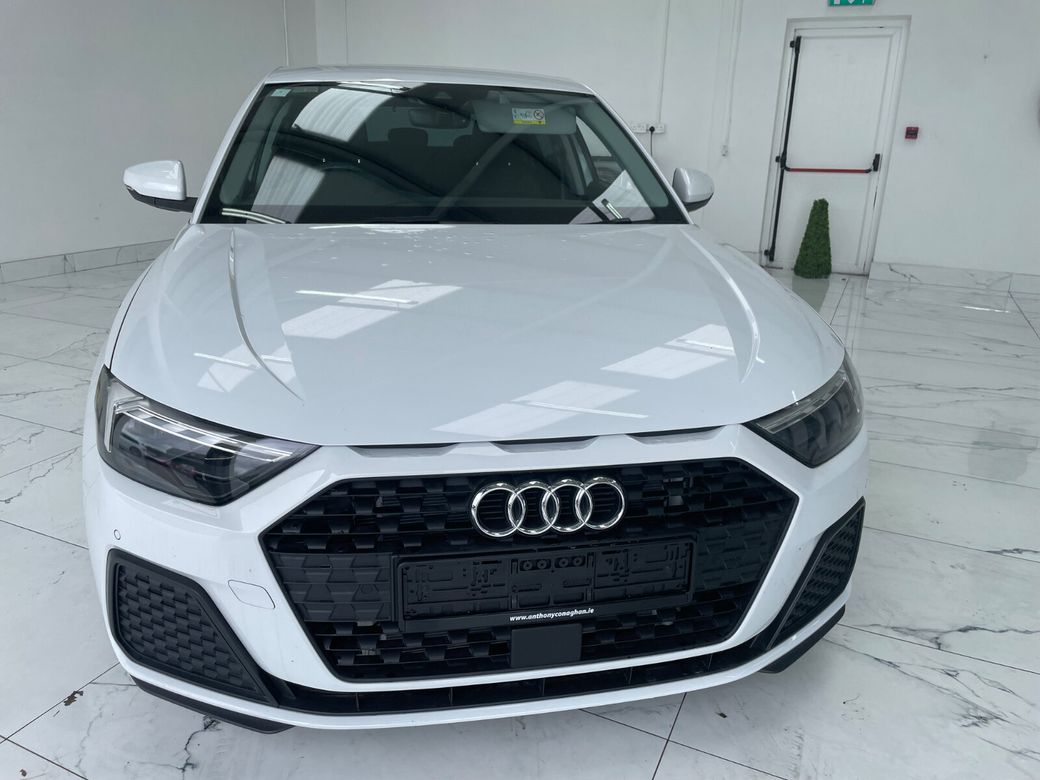 2022 Audi A1