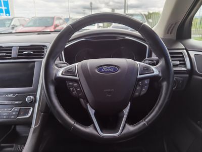 2021 Ford Mondeo