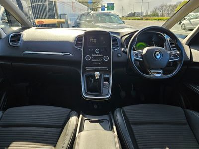 2017 Renault Grand Scenic