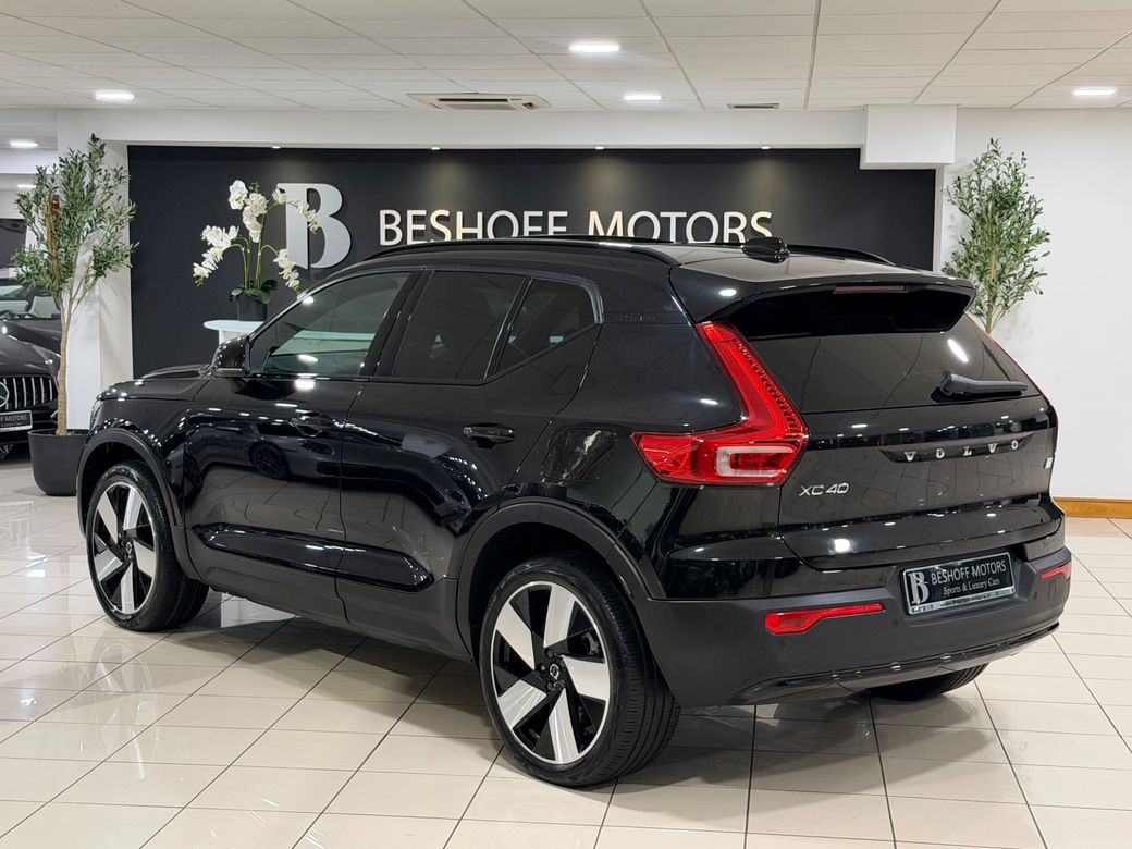 2023 Volvo XC40