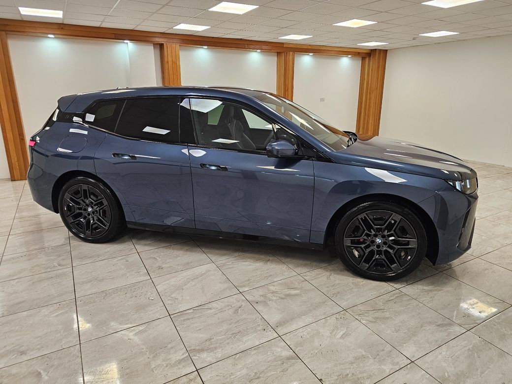 2026 BMW iX
