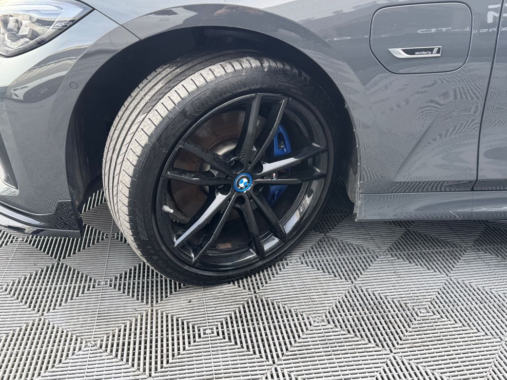 2022 BMW 3 Series