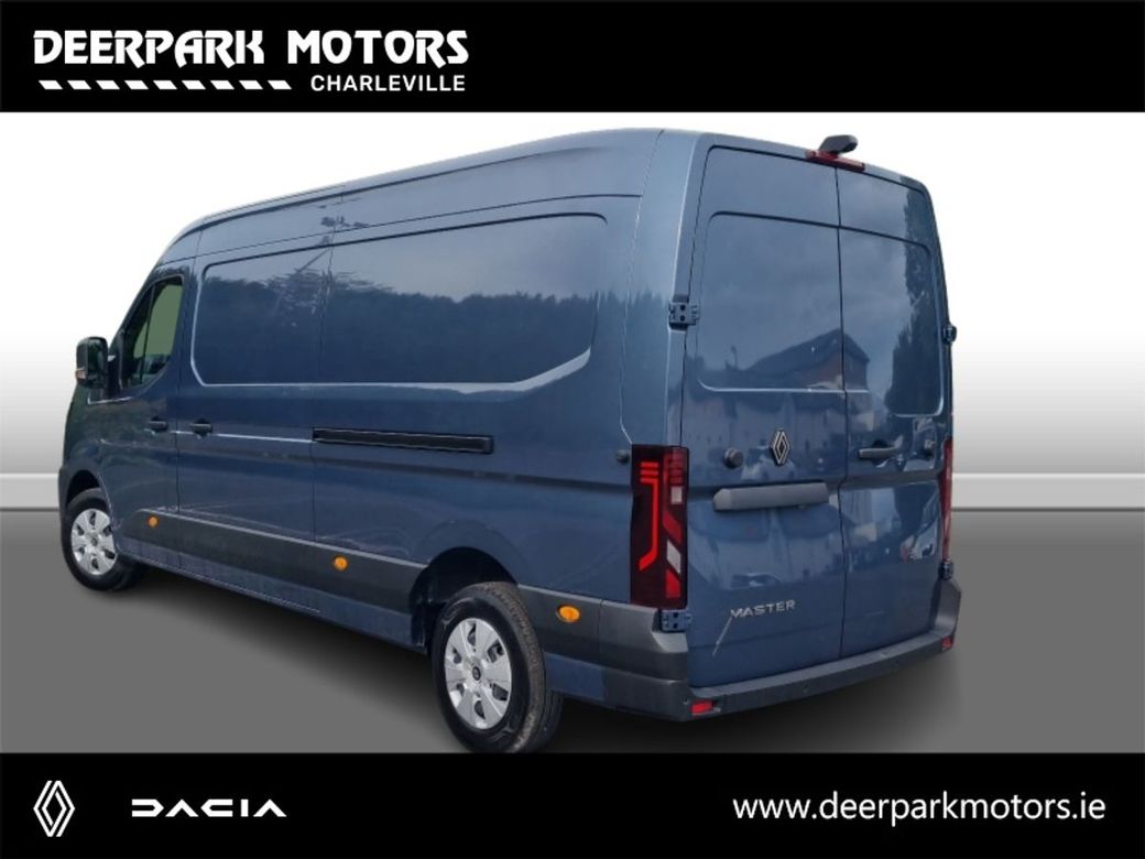 2026 Renault Master