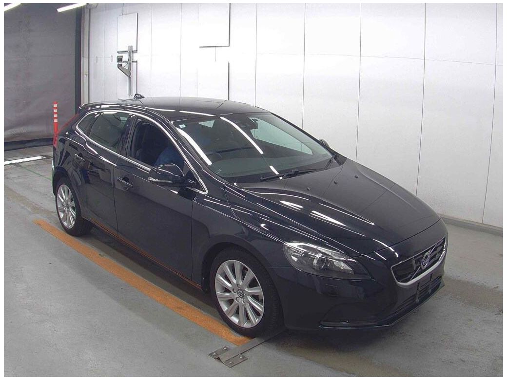 2015 Volvo V40