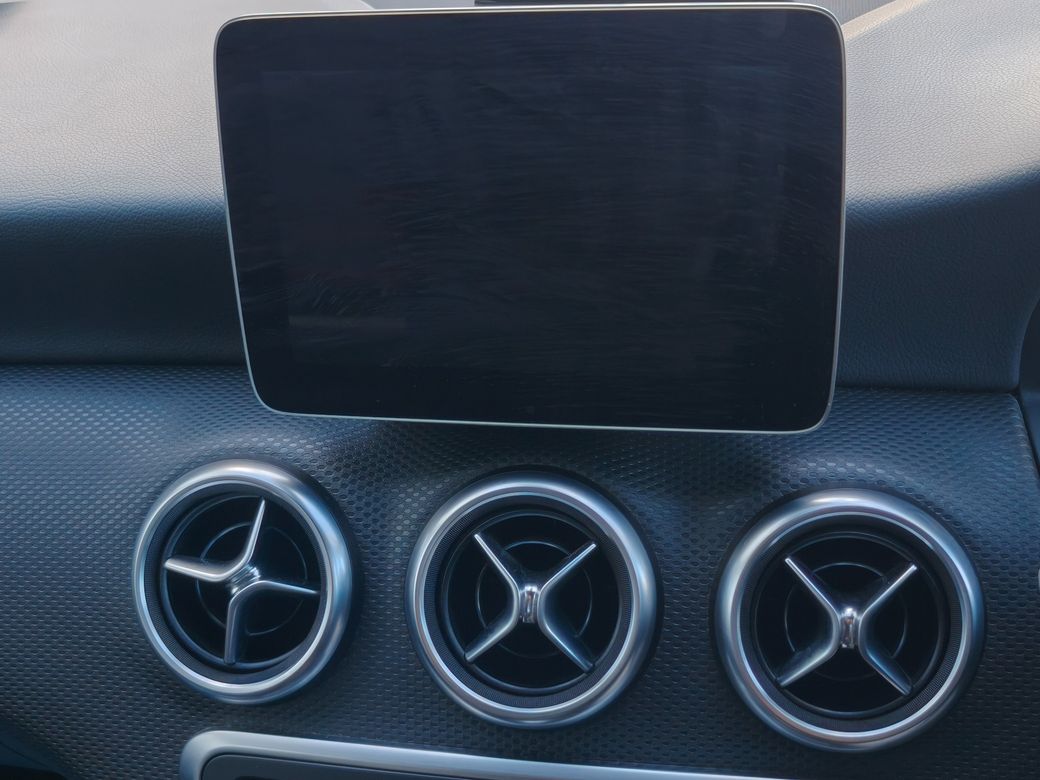 2018 Mercedes-Benz A 180