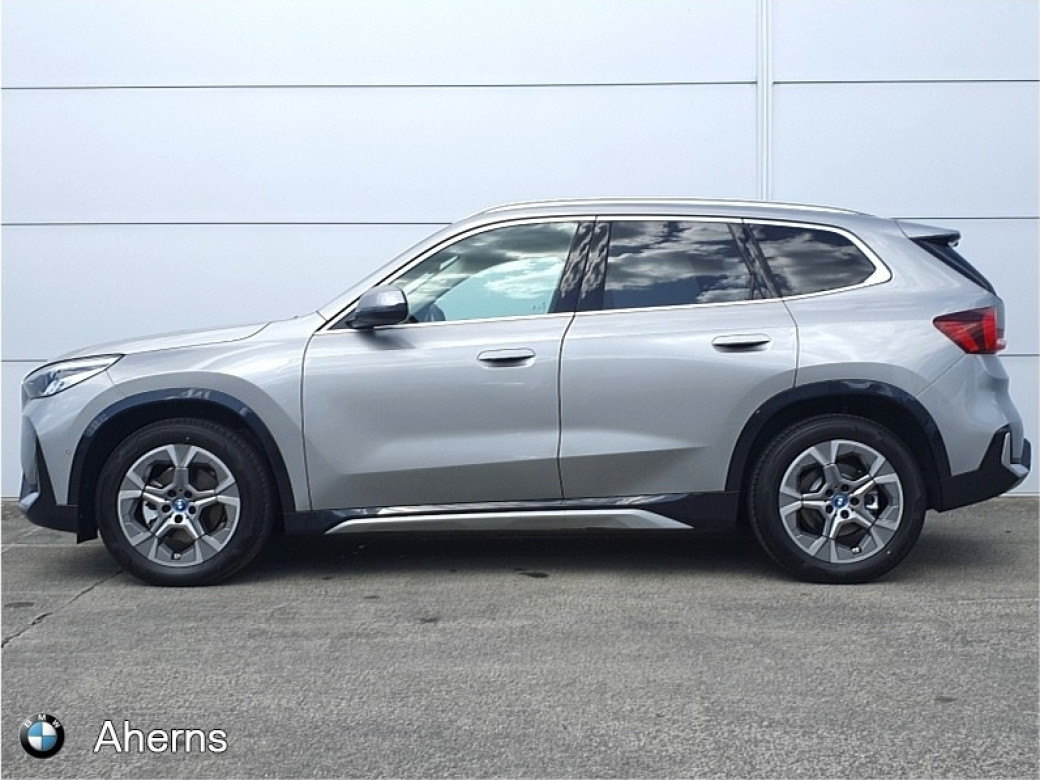 2025 BMW X1