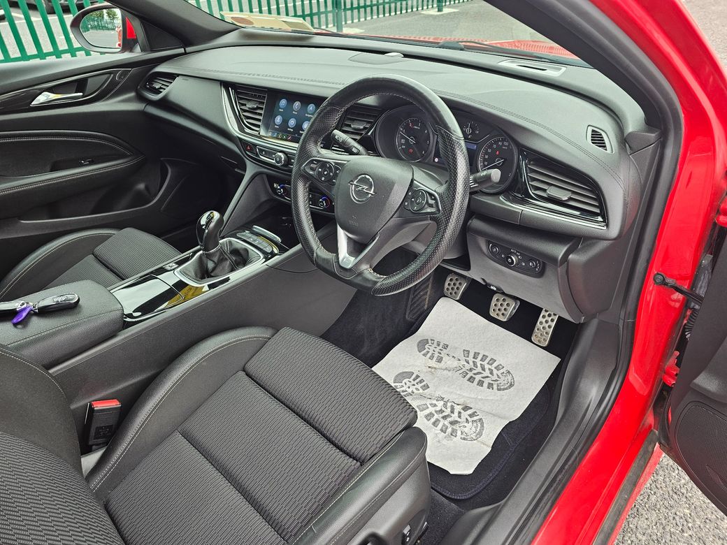 2019 Opel Insignia
