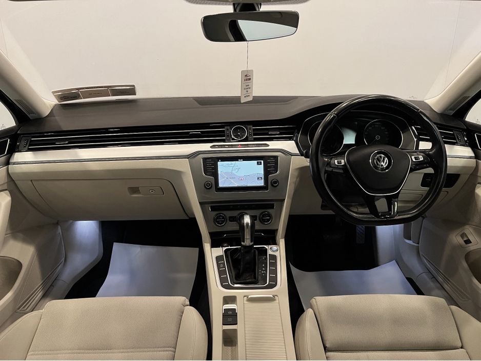 2019 Volkswagen Passat
