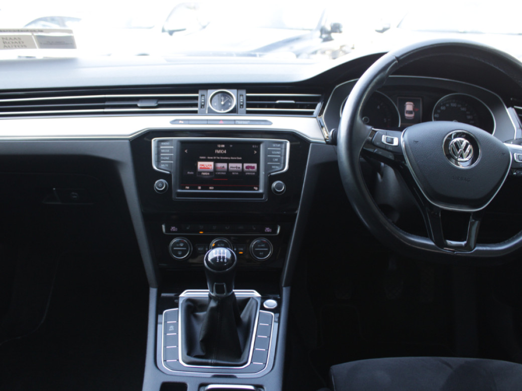 2015 Volkswagen Passat