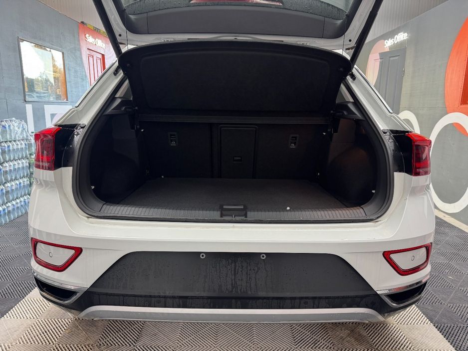 2025 Volkswagen T-Roc