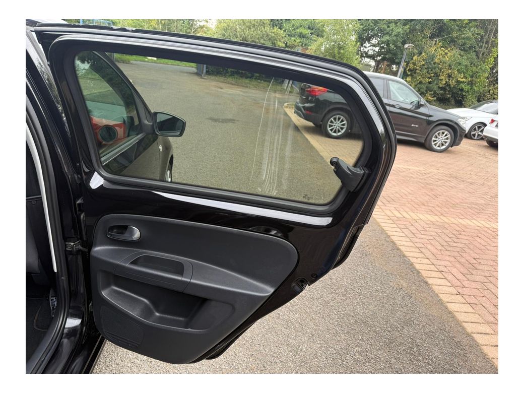 2014 Volkswagen up!