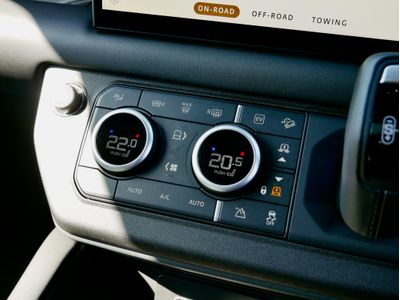 2024 Land Rover Defender 110