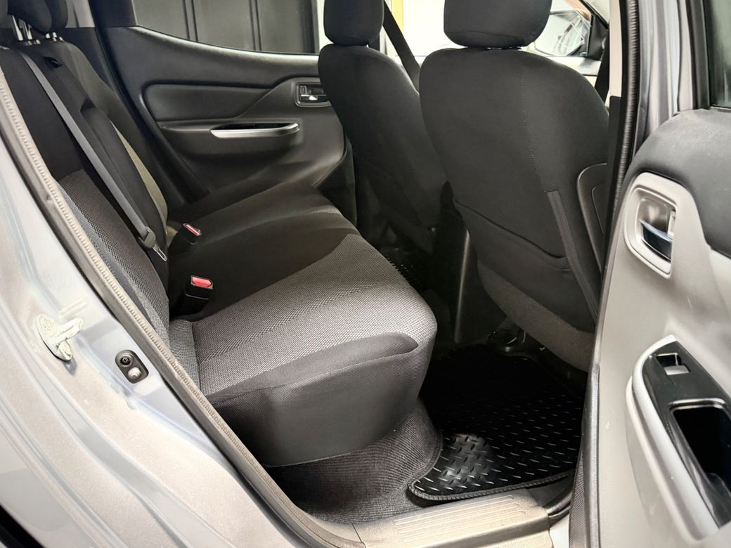2016 Mitsubishi L200