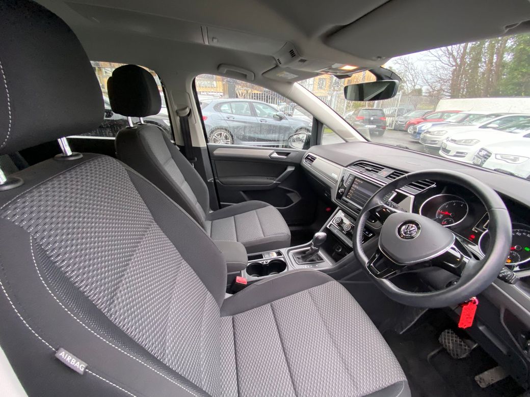 2016 Volkswagen Touran