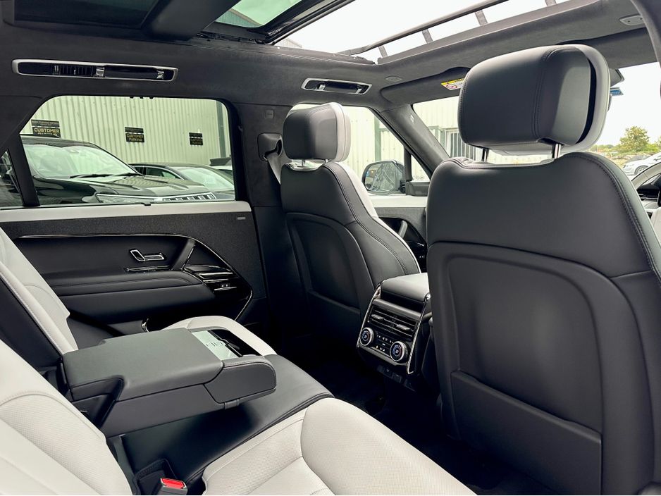 2024 Land Rover Range Rover Sport
