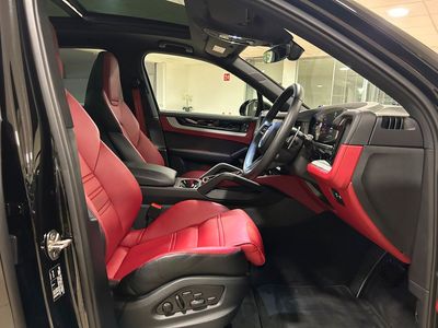 2024 Porsche Cayenne