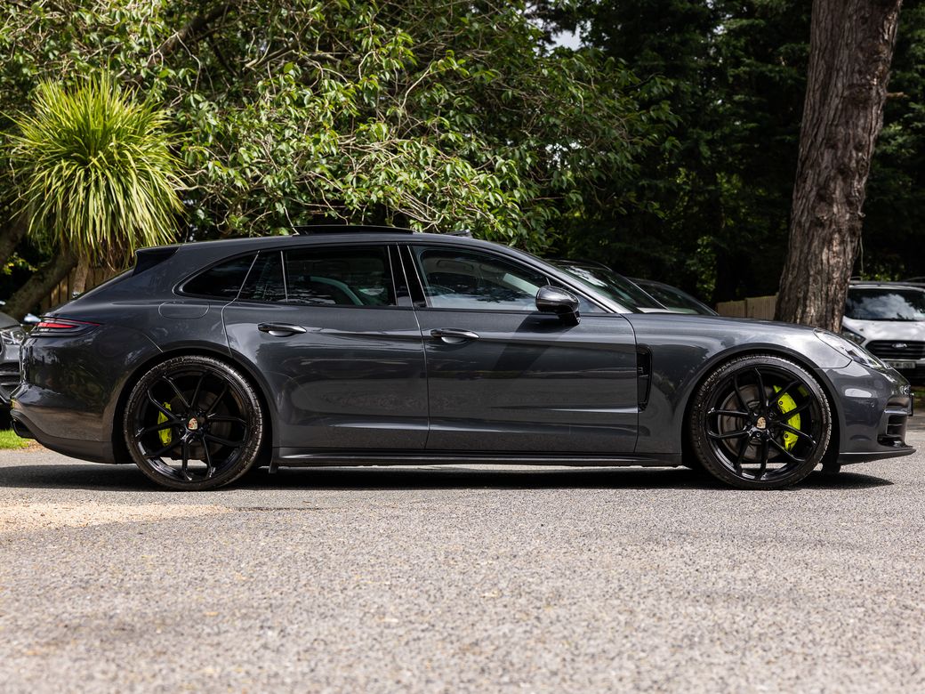 2019 Porsche Panamera