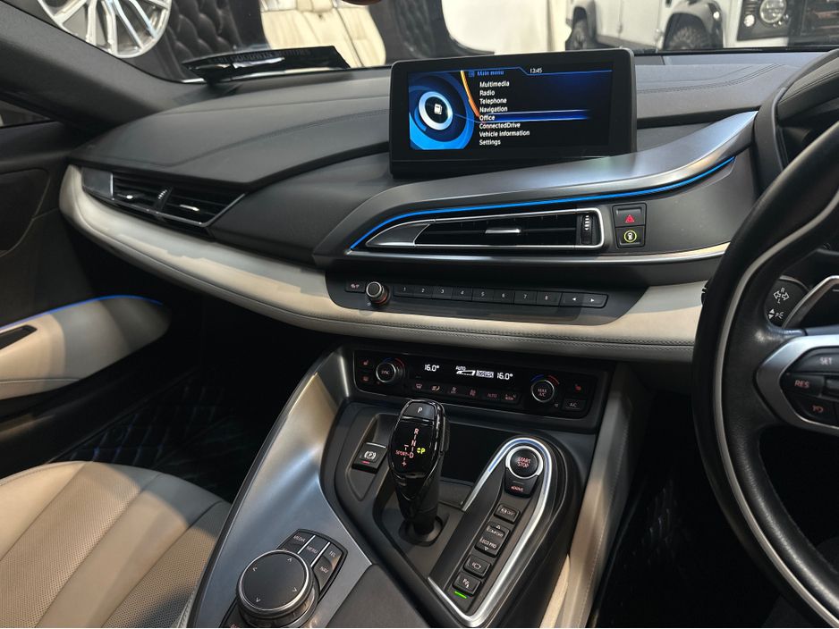 2018 BMW i8