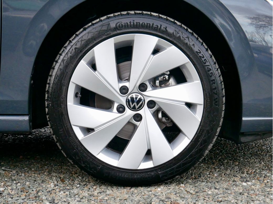 2024 Volkswagen Golf