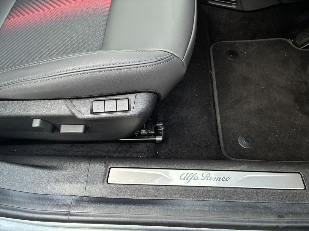 2026 Alfa Romeo Junior