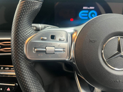 2022 Mercedes-Benz EQC