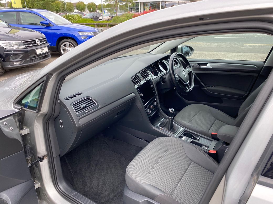 2019 Volkswagen Golf