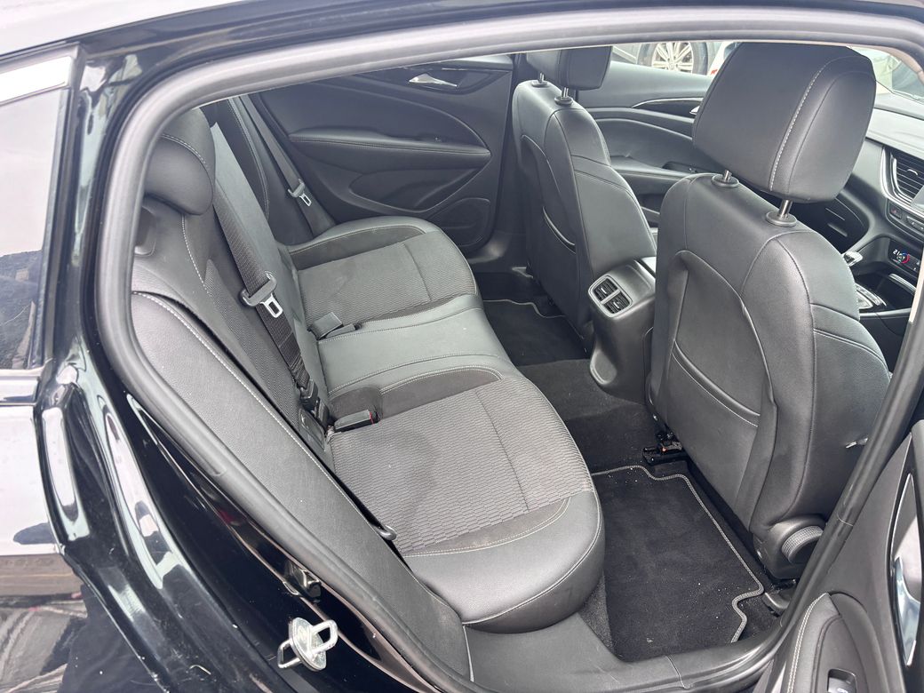 2021 Opel Insignia
