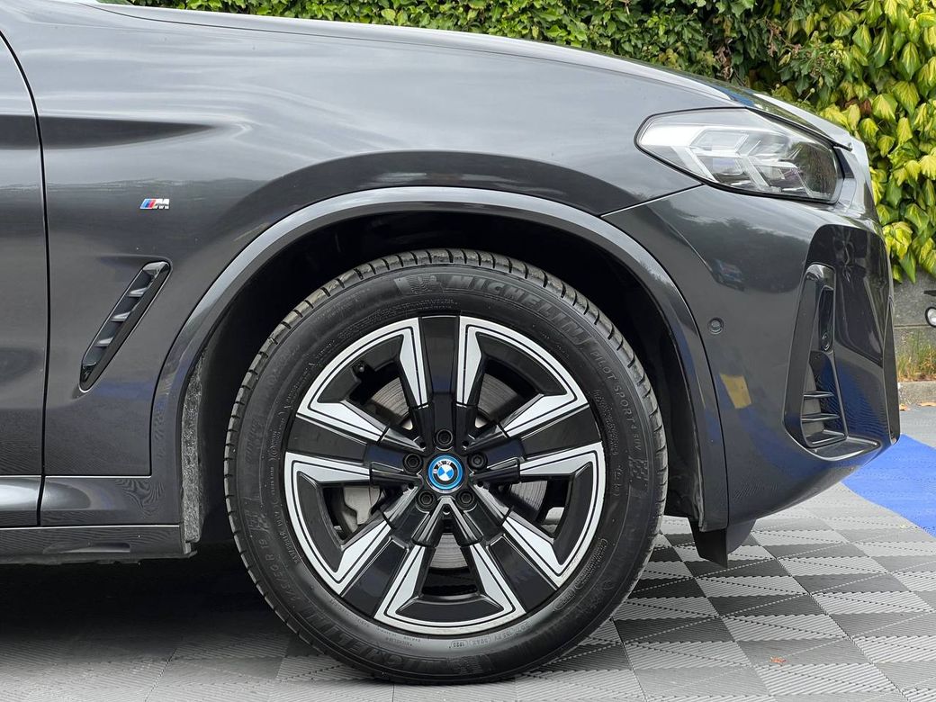 2023 BMW iX3