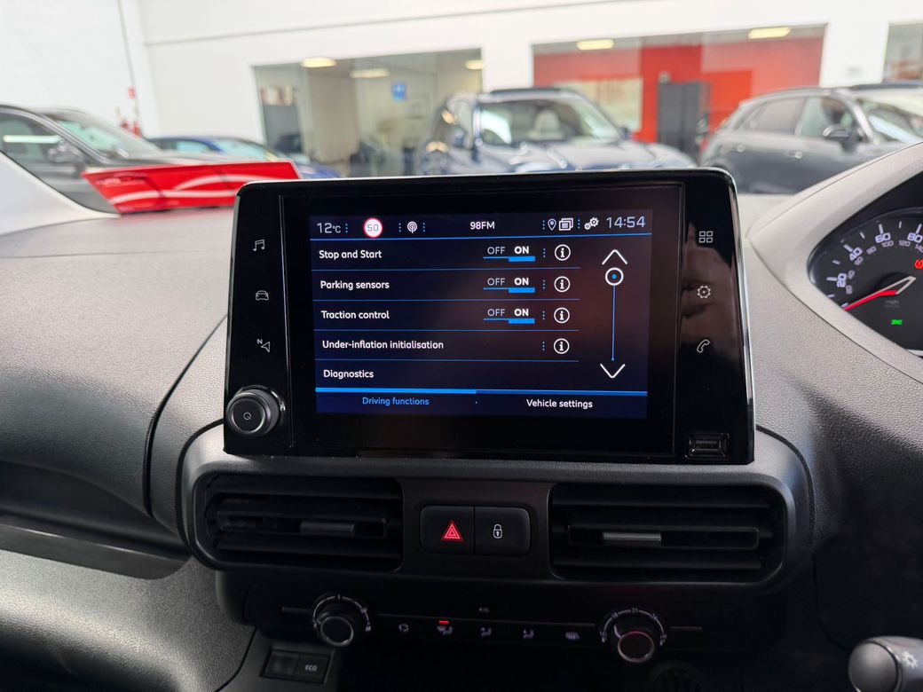 2021 Peugeot Partner